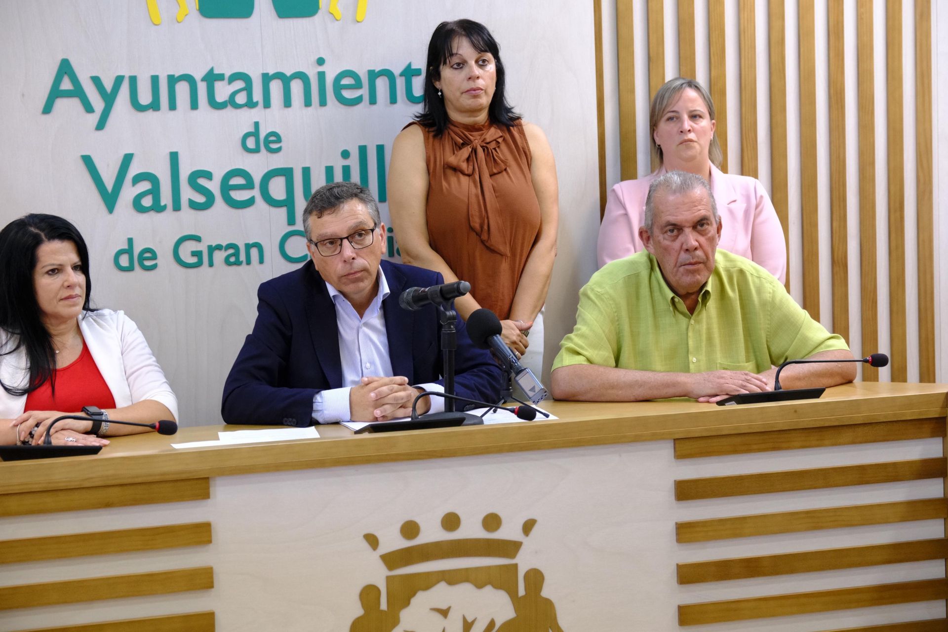 La reacción del grupo de gobierno de Valsequillo a la moción de censura, en imágenes
