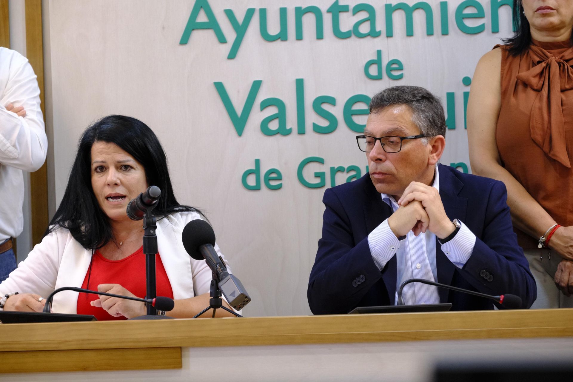 La reacción del grupo de gobierno de Valsequillo a la moción de censura, en imágenes