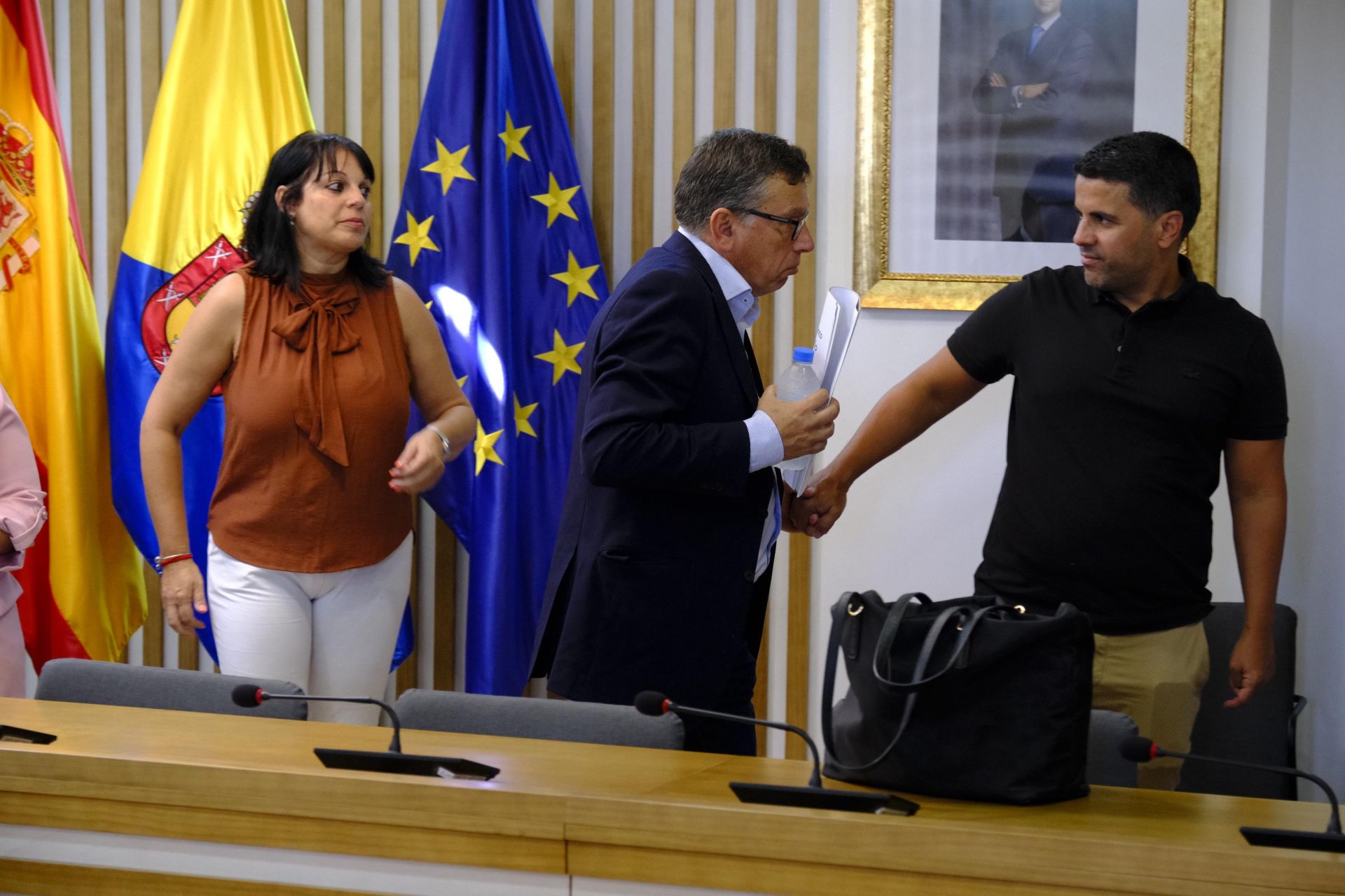 La reacción del grupo de gobierno de Valsequillo a la moción de censura, en imágenes