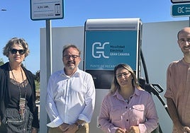 Punto de recarga nuevo en el polígono industrial Las Majoreras, en Ingenio.