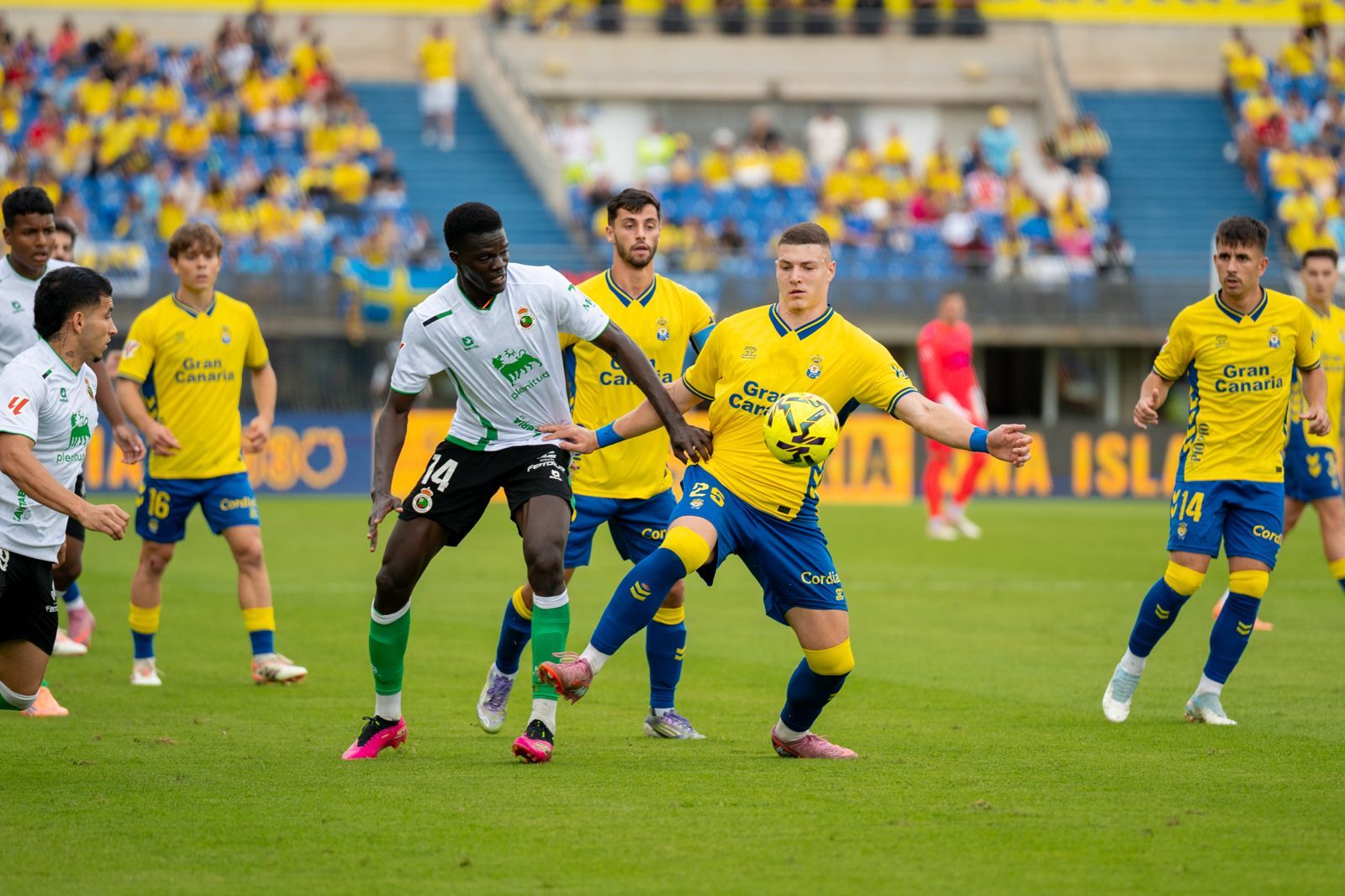 Imágenes del duelo: UD Las Palmas - Racing