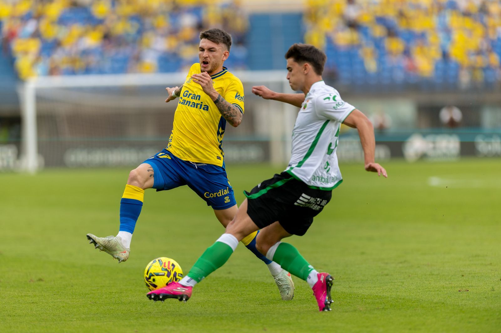 Imágenes del duelo: UD Las Palmas - Racing