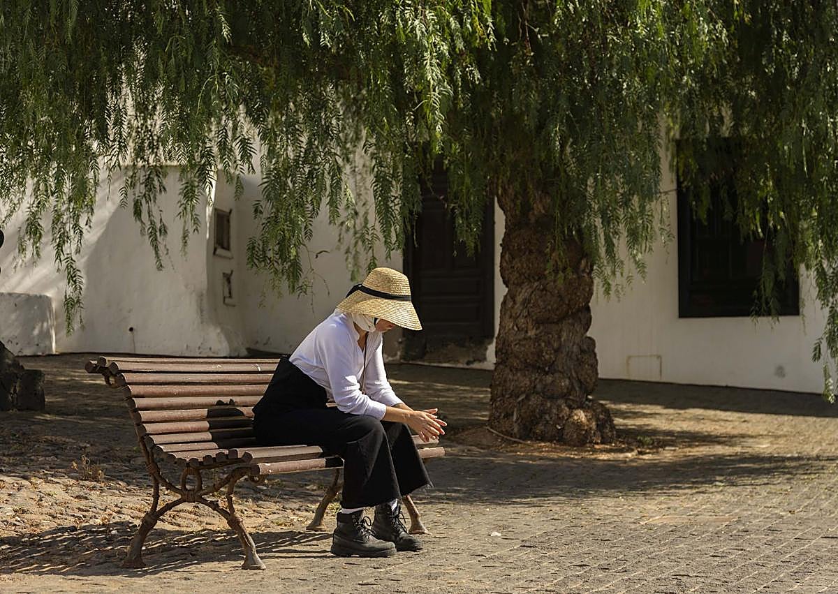 Imagen secundaria 1 - Traslación cierra su edición más comprometida con una gala solidaria a favor de Adislan