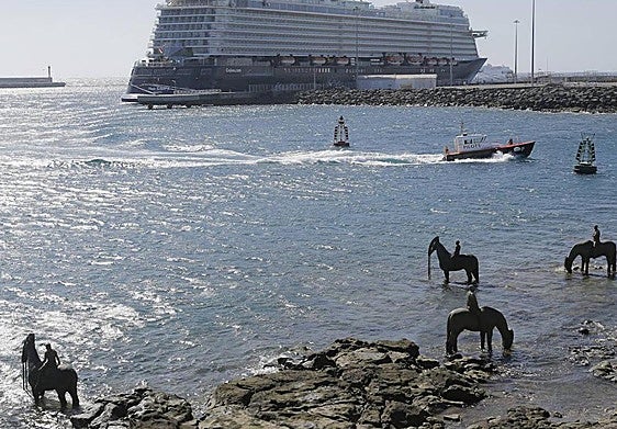 Esculturas en 2019, semanas antes de ser retiradas.