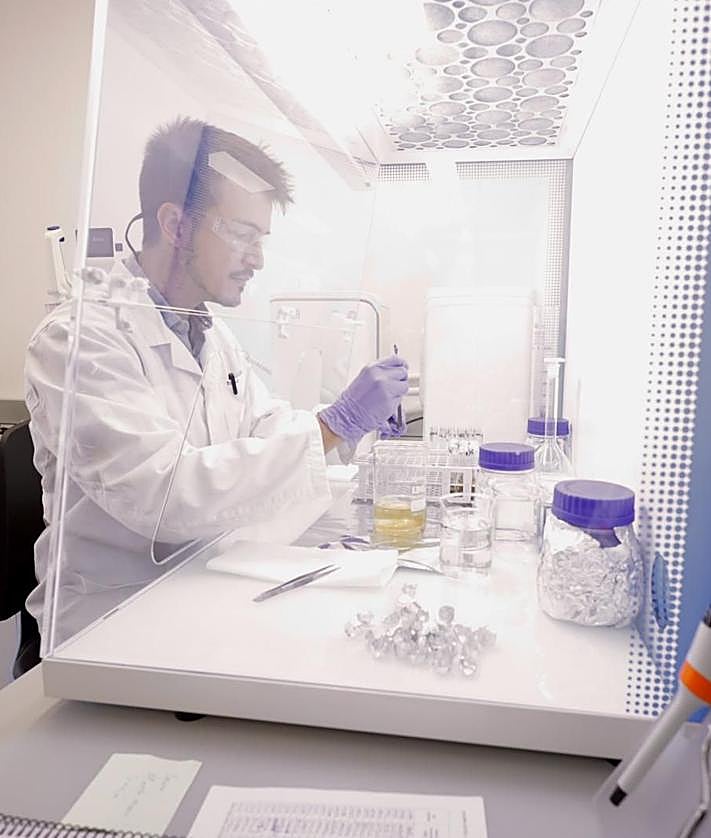 Imagen secundaria 2 - Diferentes imágenes del laboratorio.