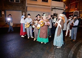Miles de personas salen de romería en honor a San Gregorio