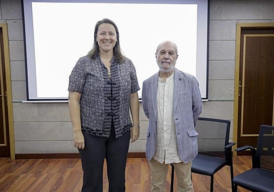 Julia Jeppesen y Juan F. Hernández, en la presentación del informe 'Cómo queremos que nos cuiden'.