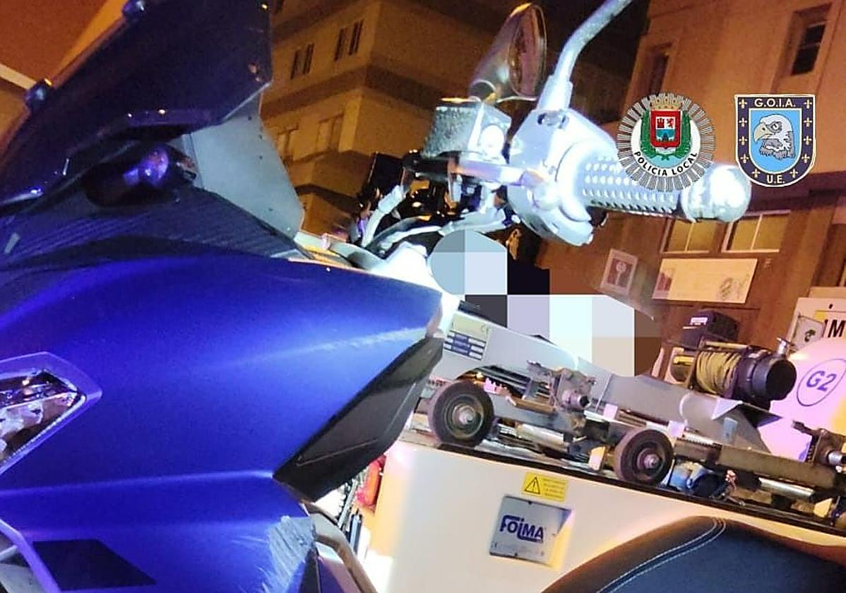 Imagen de la moto interceptada esta pasada madrugada.