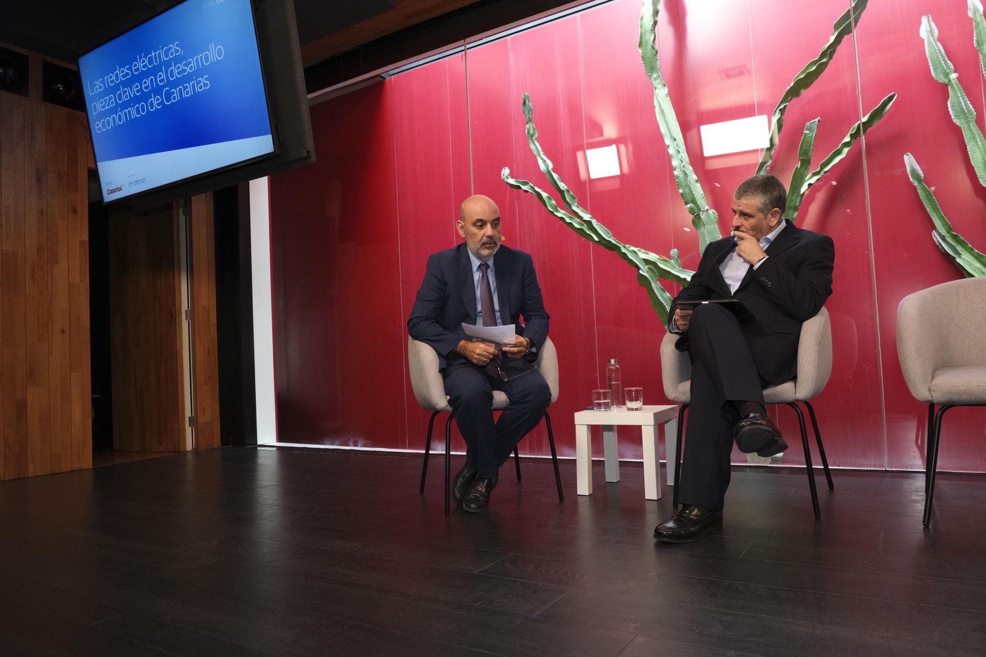 ForoCANARIAS7: &#039;Las redes eléctricas, pieza clave en el desarrollo económico de Canarias&#039;, en imágenes