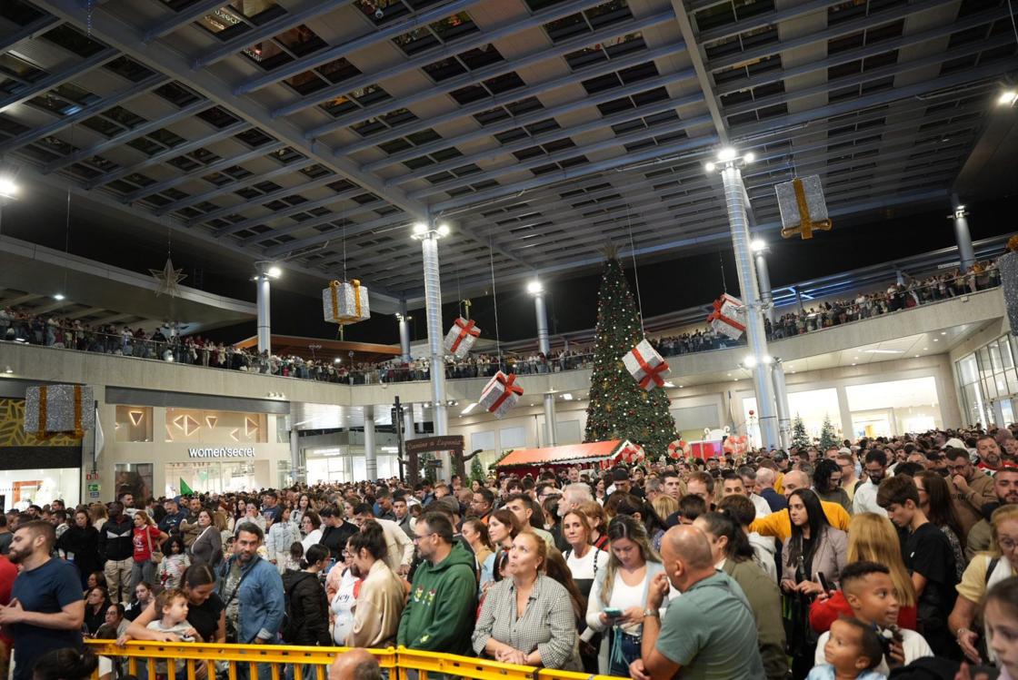 Así fue el encendido de luces en Los Alisios