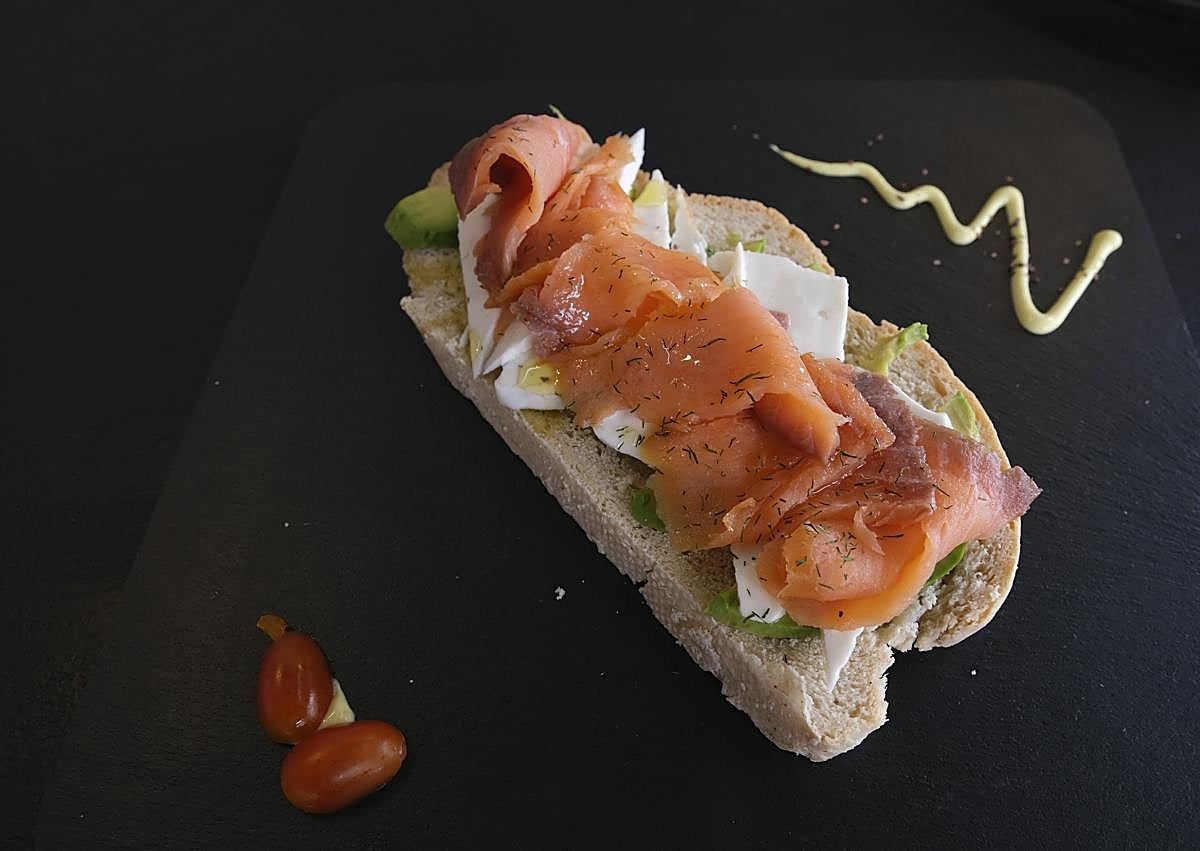 Imagen secundaria 1 - Tostas, bocadillos y pulguitas de La Bulé.