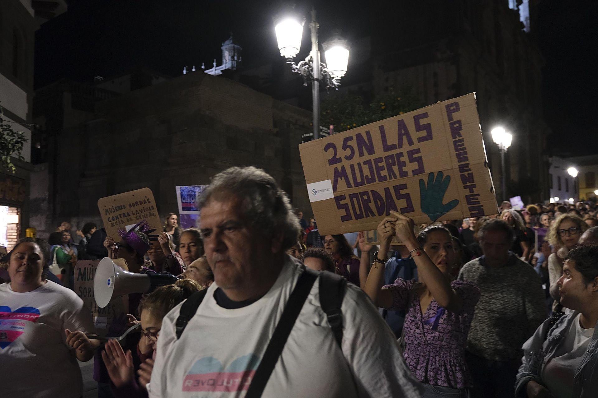 La manifestación del 25N, en imágenes