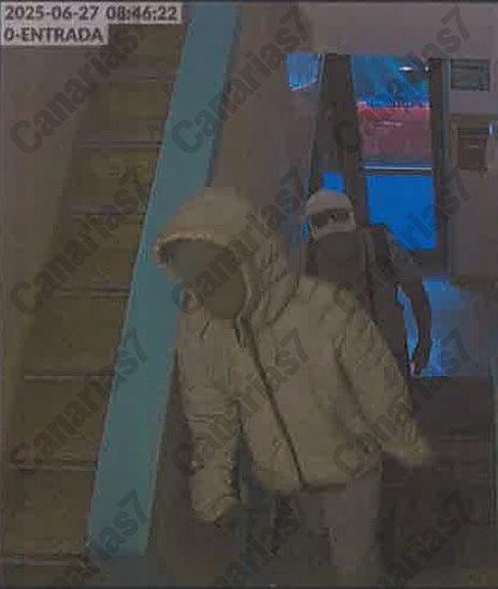 Imagen secundaria 2 - El sicario que ejecutó al Conejero llegó en moto, «le pegó un par de tiros y se fue»