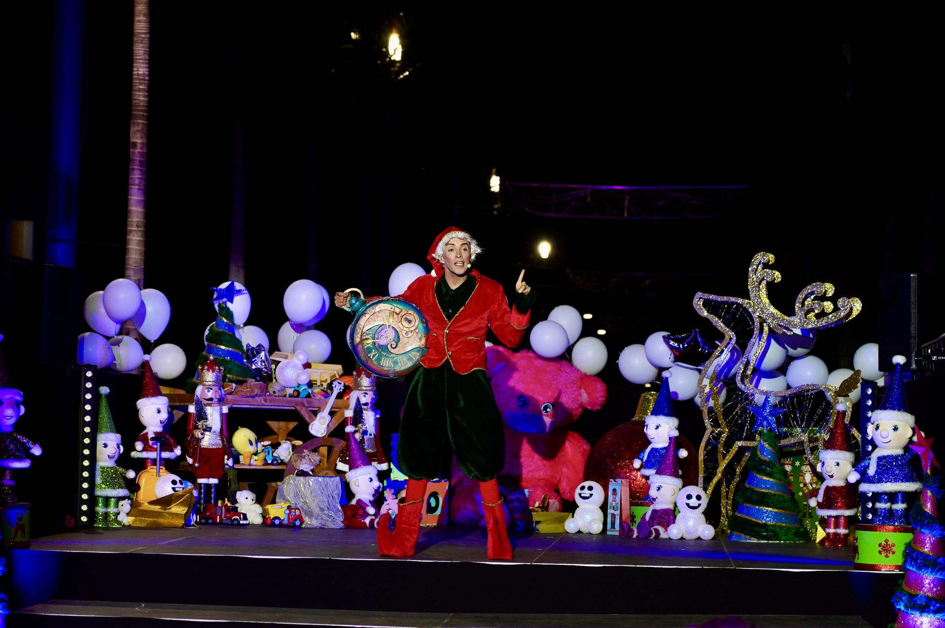 Encendido de la iluminación navideña en Vecindario