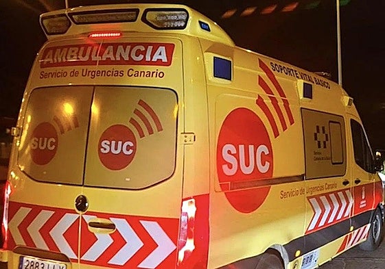 Imagen de archivo de una ambulancia del SUC.