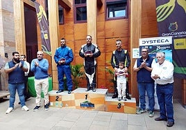 Podio de la Subida Montaña Alta-Guía tras la conclusión de la prueba.