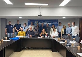 Un momento de la firma del acuerdo.