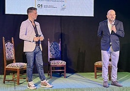 A la izquierda de la imagen, el concejal del grupo político municipal mixto y Juan José Cardona, ex alcalde de la ciudad y actual miembro de la secretaría de área metropolitana de CC en Gran Canaria