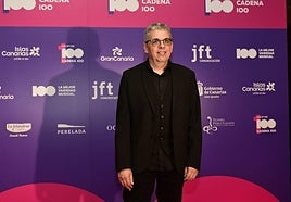 Imagen de Pedro Guerra en la gala de Cadena 100.