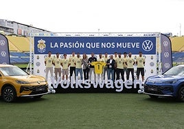 La Unión Deportiva Las Palmas renueva su acuerdo de patrocinio con Volkwagen Canarias, en imágenes