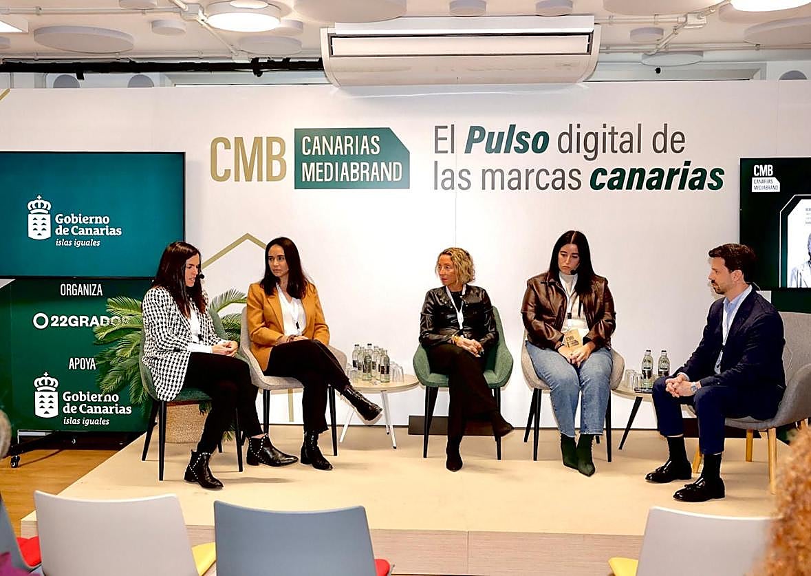 El informe Canarias MediaBrand Index 2025 de 22GRADOS retrata un archipiélago que avanza a distintas velocidades en su transición digital