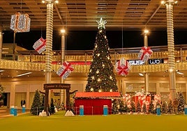 El Centro Comercial Alisios: Una «Navidad Alucinante» de Récords, Magia y Sostenibilidad