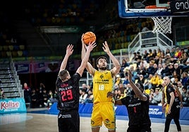La Laguna Tenerife-Dreamland Gran Canaria: a evitar una nueva inocentada en el Santiago Martín