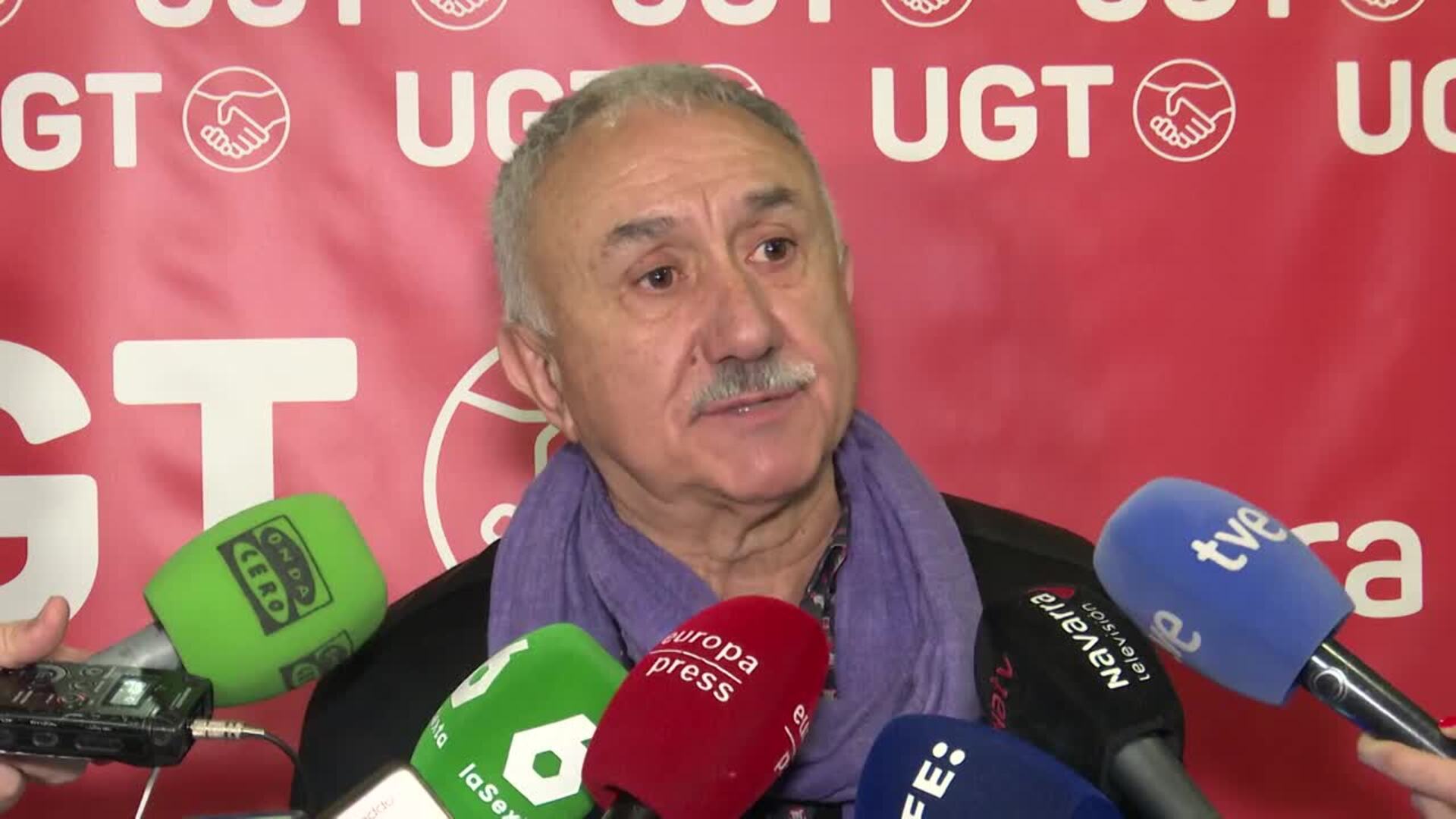 Álvarez (UGT) advierte a la patronal que no tiene derecho a veto