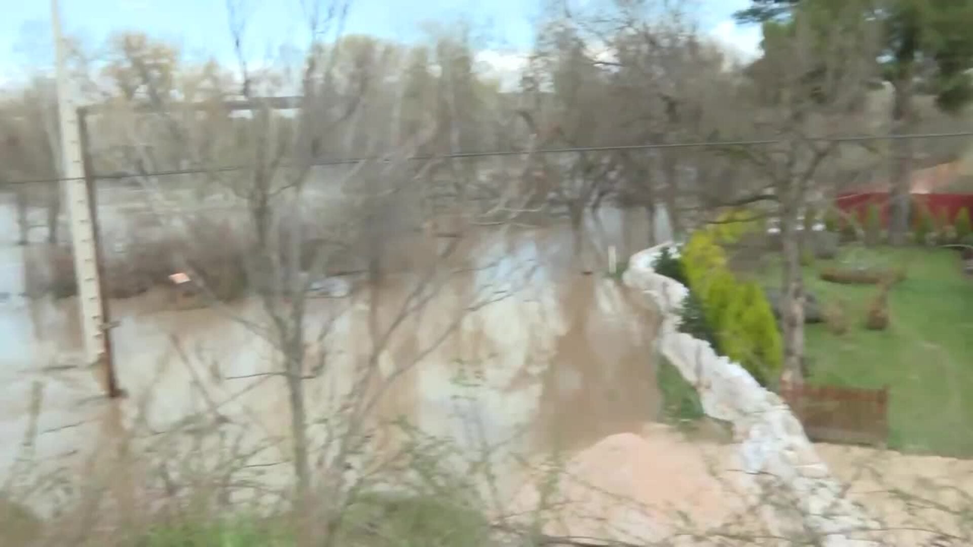 La estación del río Jarama en Mejorada del Campo se encuentra en aviso rojo