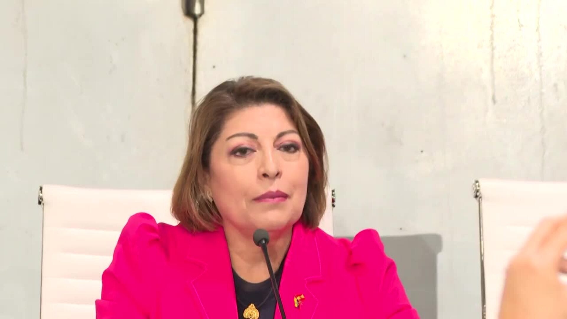 Abren las urnas para la segunda vuelta de las elecciones presidenciales de Ecuador