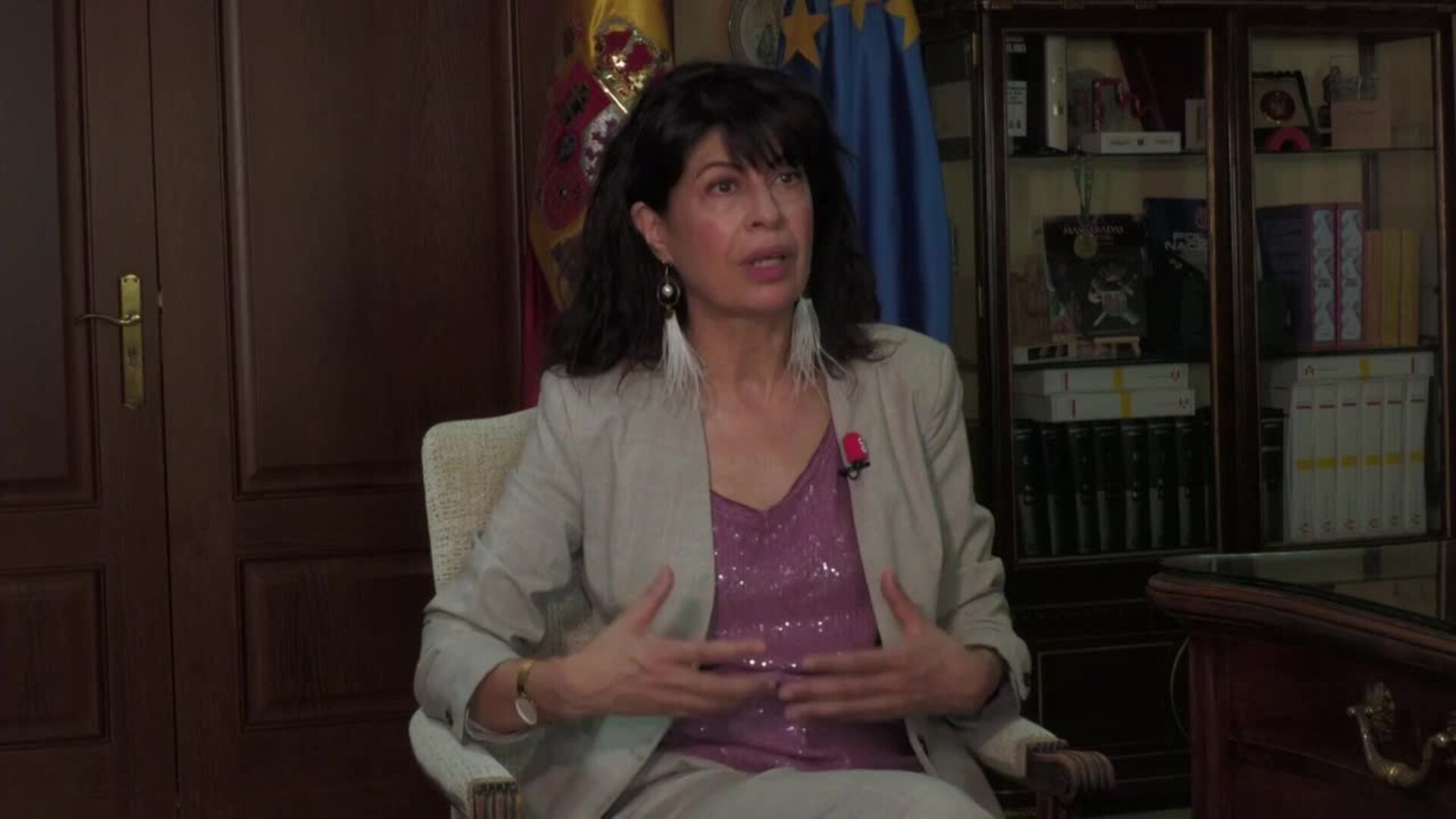 Redondo dice que representantes del Gobierno irán a marcha alternativa al orgullo de Budapest