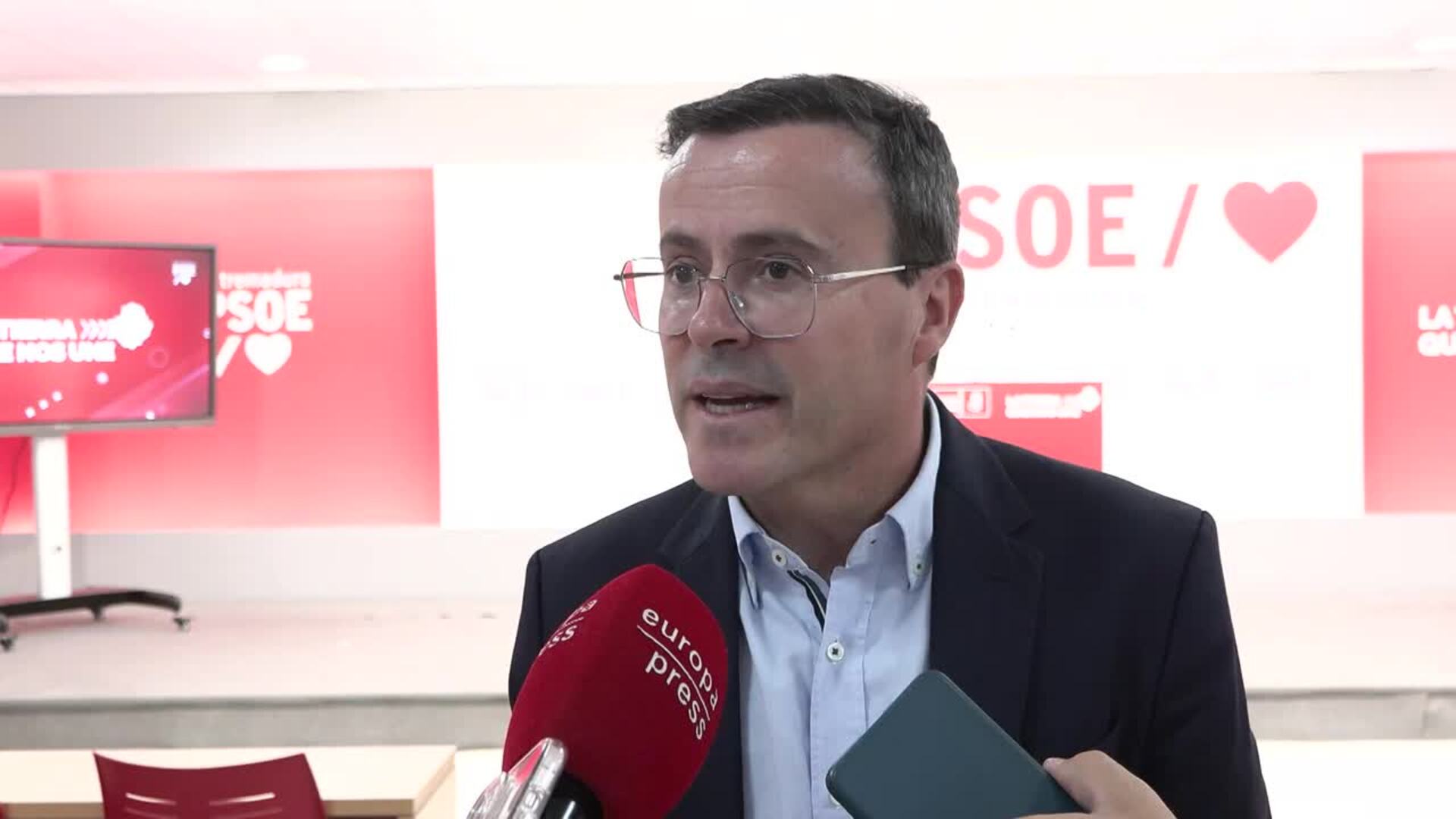 Gallardo afronta "con tranquilidad" la decisión de la Audiencia Badajoz sobre su posible juicio