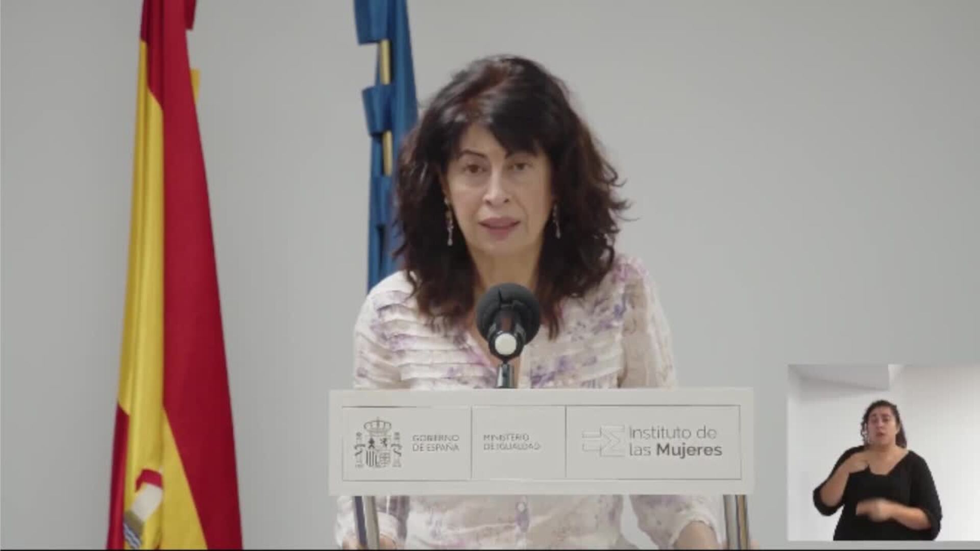 Redondo arremete "contra quienes generan dudas" sobre su rigor