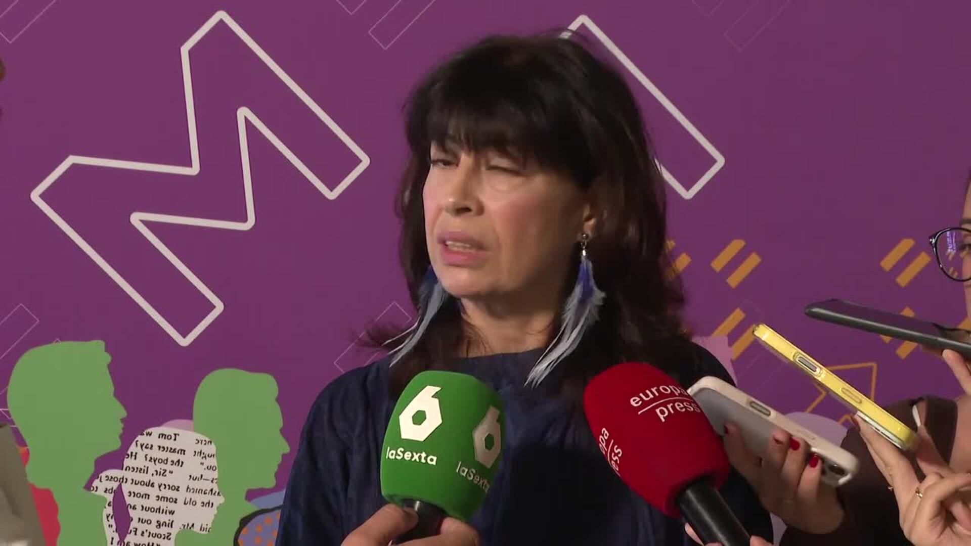 Redondo pide a Almeida que no lance "bulos" y replica que ciencia no avala síndrome post aborto