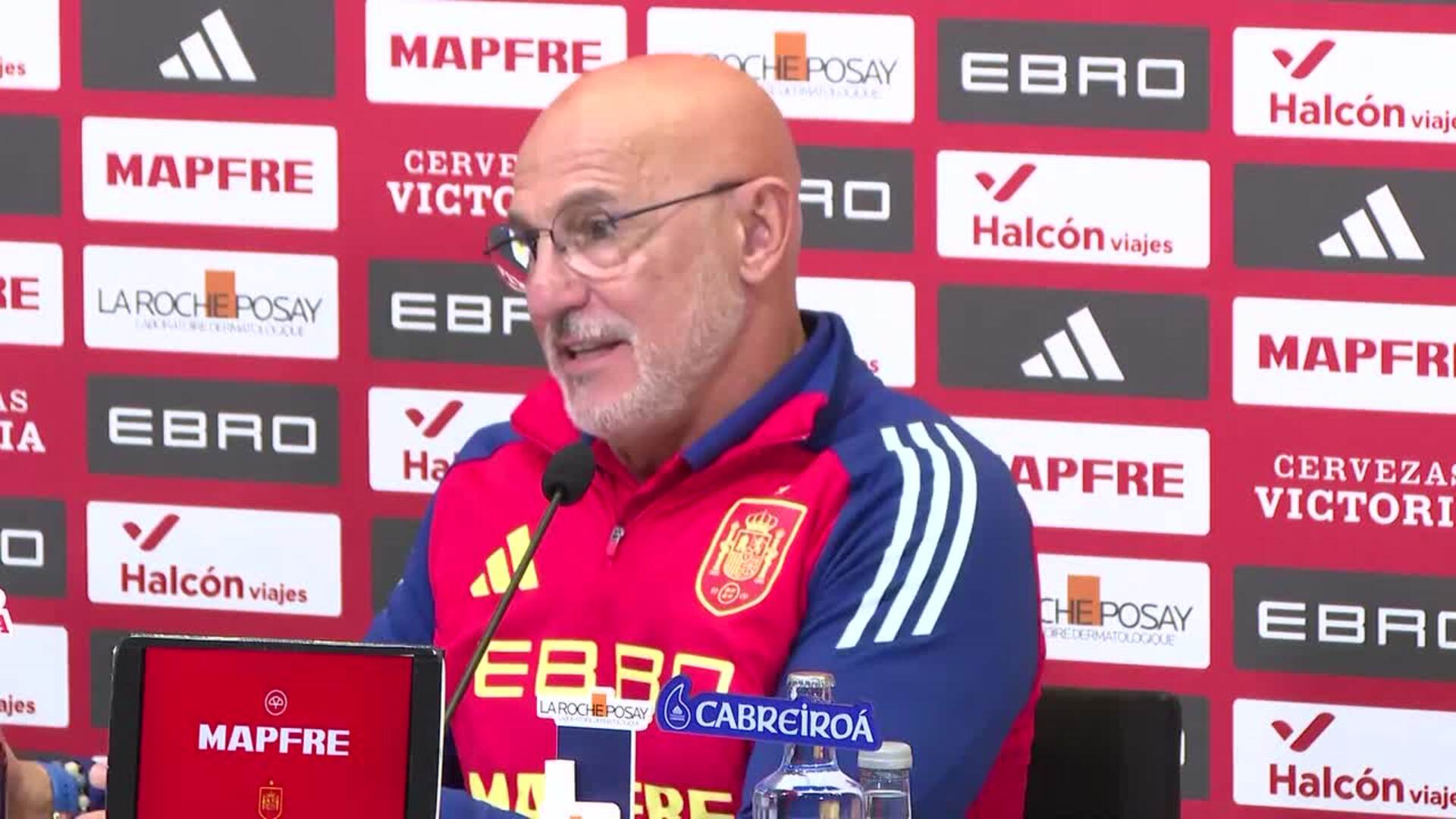 De la Fuente: "Quiero seguir hasta el Mundial de 2030, me siento valorado"