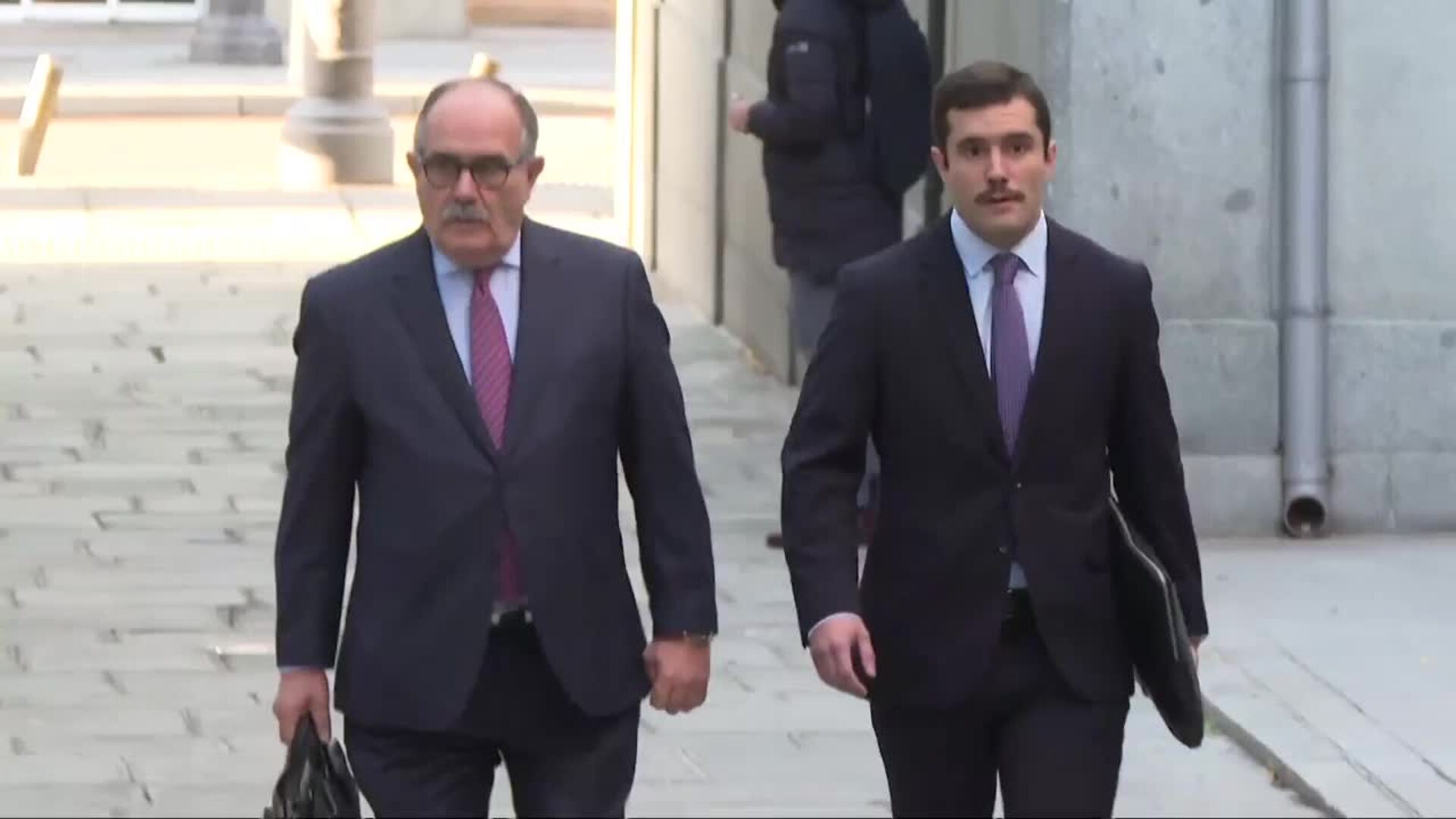 El abogado de Ábalos llega al TS después de la petición del exministro de cambiar su defensa