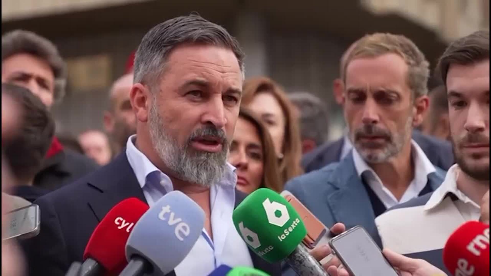 Abascal anuncia una denuncia contra el PSOE por financiación ilegal