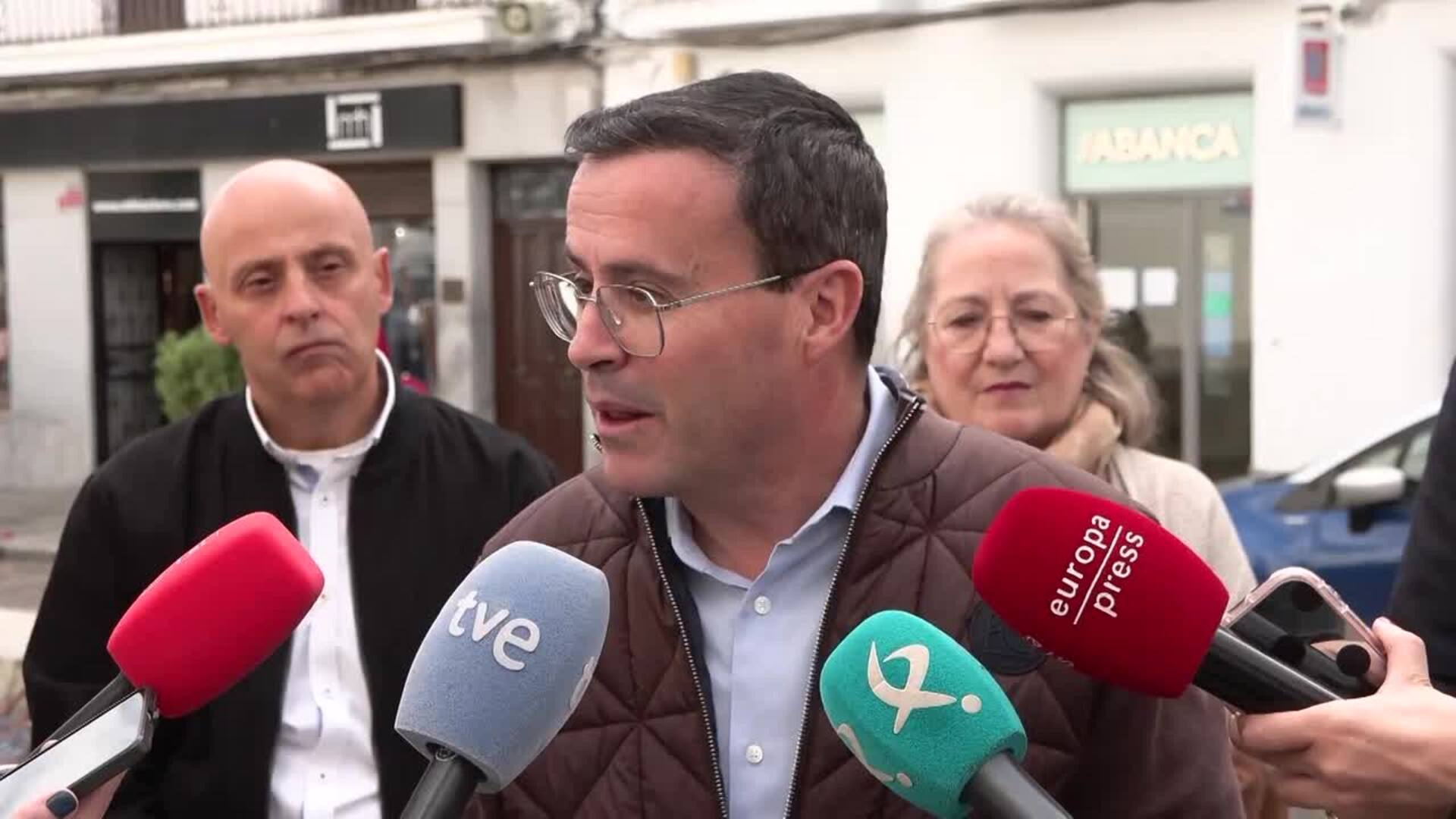 Gallardo dice que las opiniones discrepantes sirven "para enriquecer"