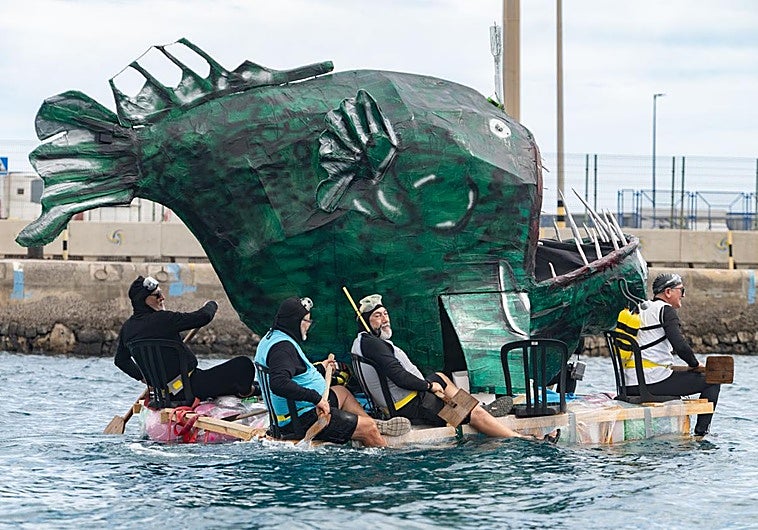 Achipencos en Fuerteventura: la regata del carnaval de Puerto del Rosario, vídeo en directo