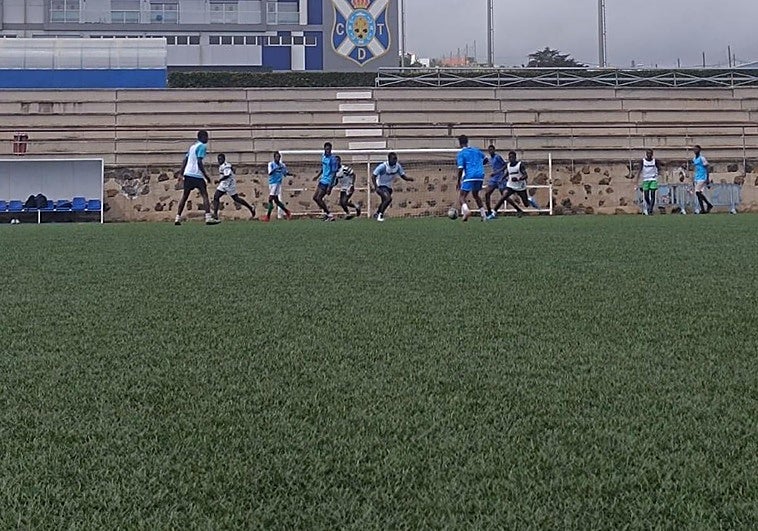 Excluyen a los menores migrantes del fútbol base, solo se federa a los asilados