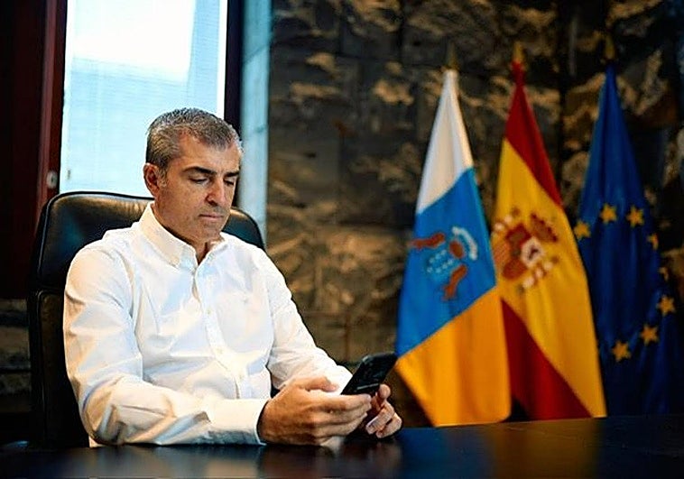 «Los medios tienen hoy el reto de dar crebilidad en el océano informativo»