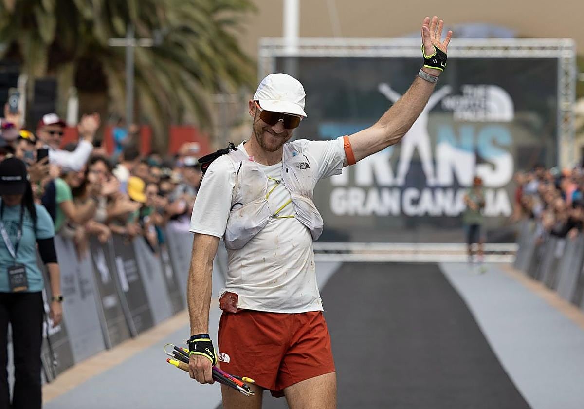 Jonathan Albon escala a lo más alto en la Classic de The North Face ...