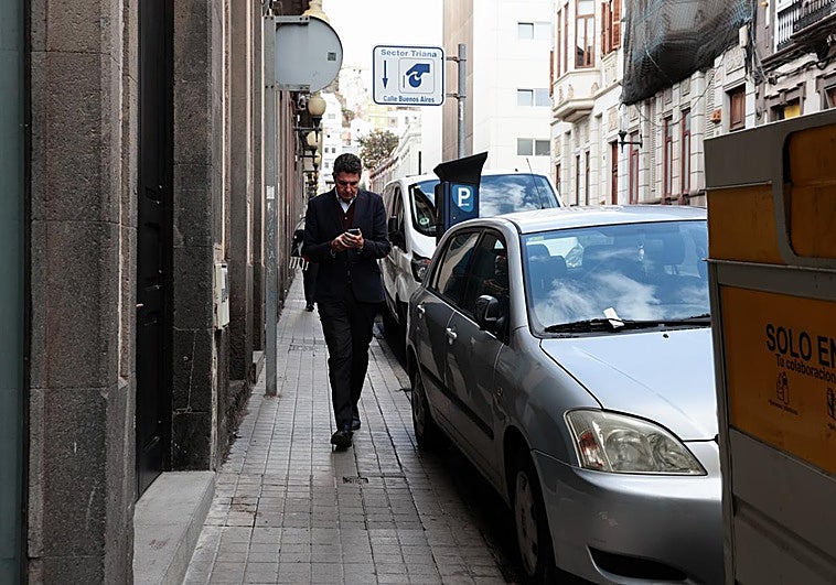 La calle Buenos Aires desespera a los vecinos por su deterioro