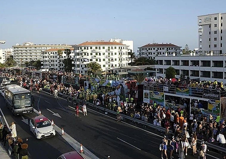 Las carrozas excluidas del Sur piden una compensaciones al perjuicio económico generado