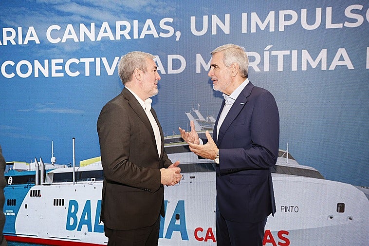 El Gobierno y las patronales canarias celebran una operación que ‘salva’ la conectividad marítima