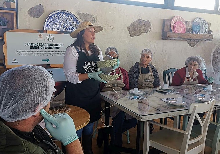 Agüimes protagoniza el primer proyecto de turismo comunitario quesero de Canarias