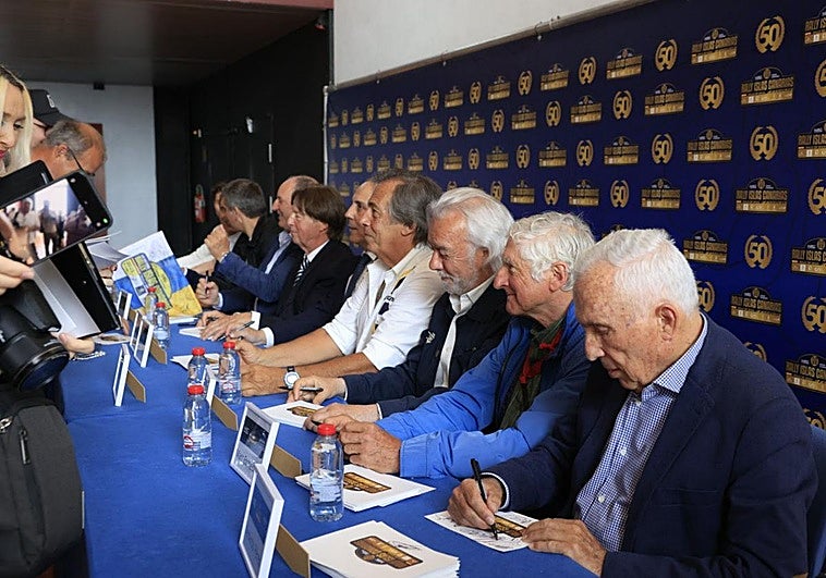 Desfile de los pilotos históricos del Rally Islas Canarias como gran aperitivo de la cita