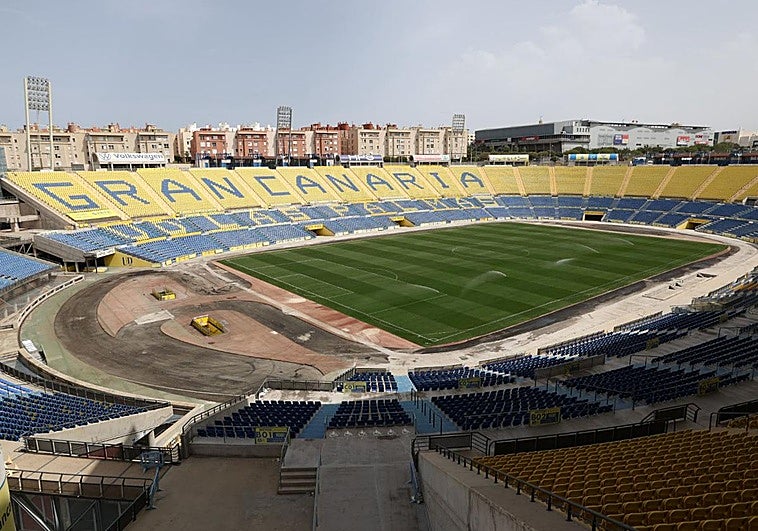 El Estadio, a punto para el asfaltado con vistas a la Súper Especial del Rally Islas Canarias