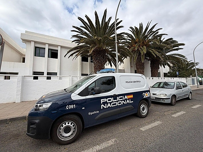 Incendian varias aulas de un colegio de Lanzarote