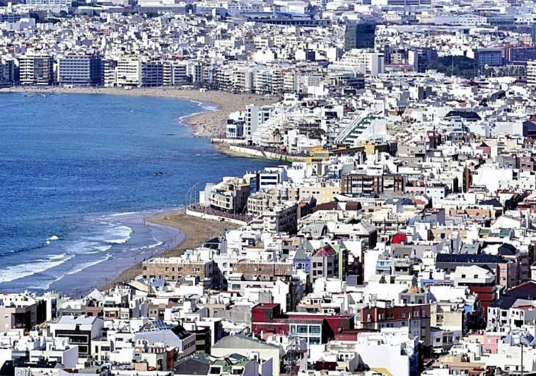 Sumar publica un informe que sitúa a las capitales canarias a la cabeza de la multipropiedad del alquiler